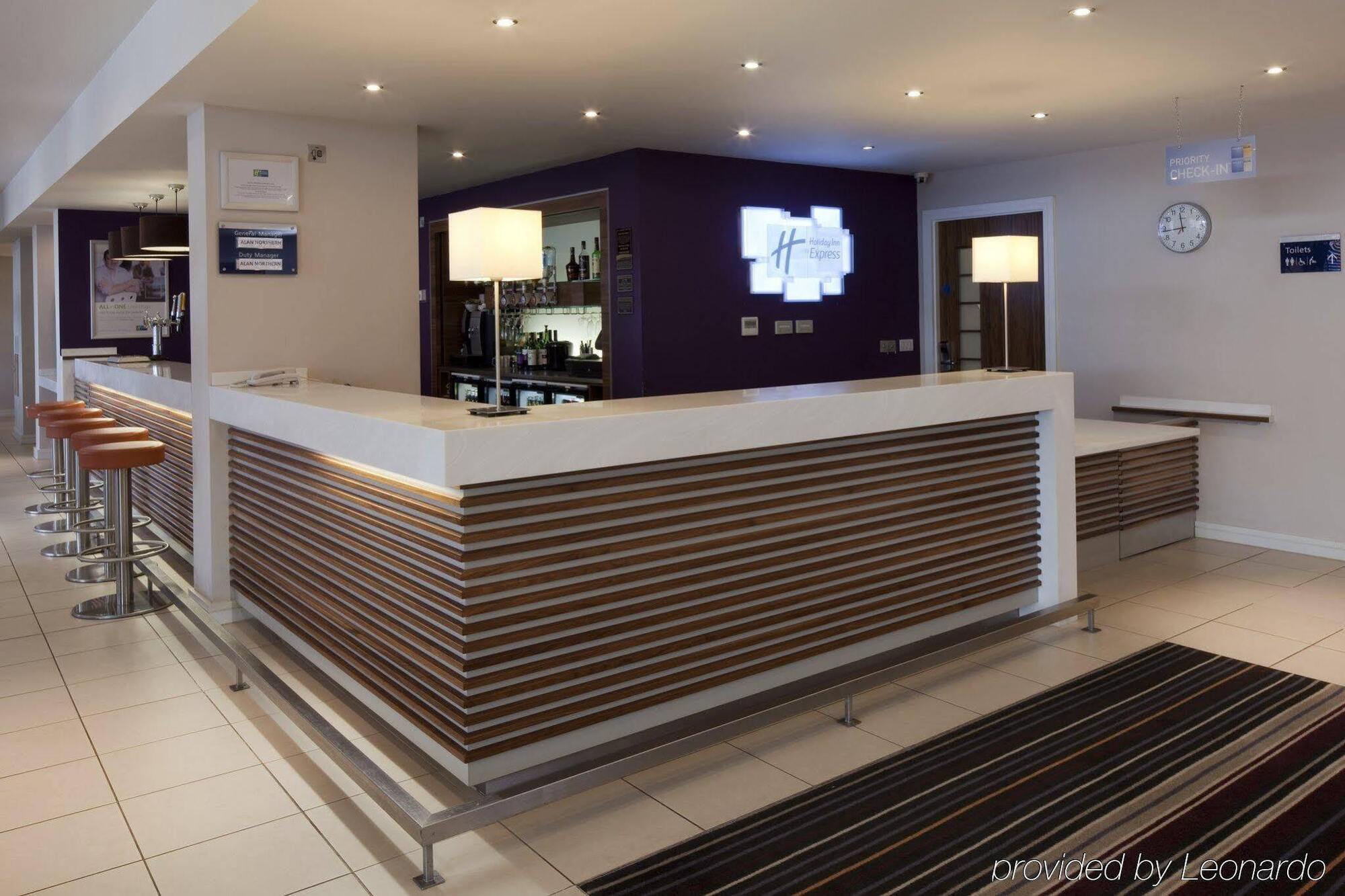 Holiday Inn Express Walsall M6, J10 By Ihg Eksteriør billede