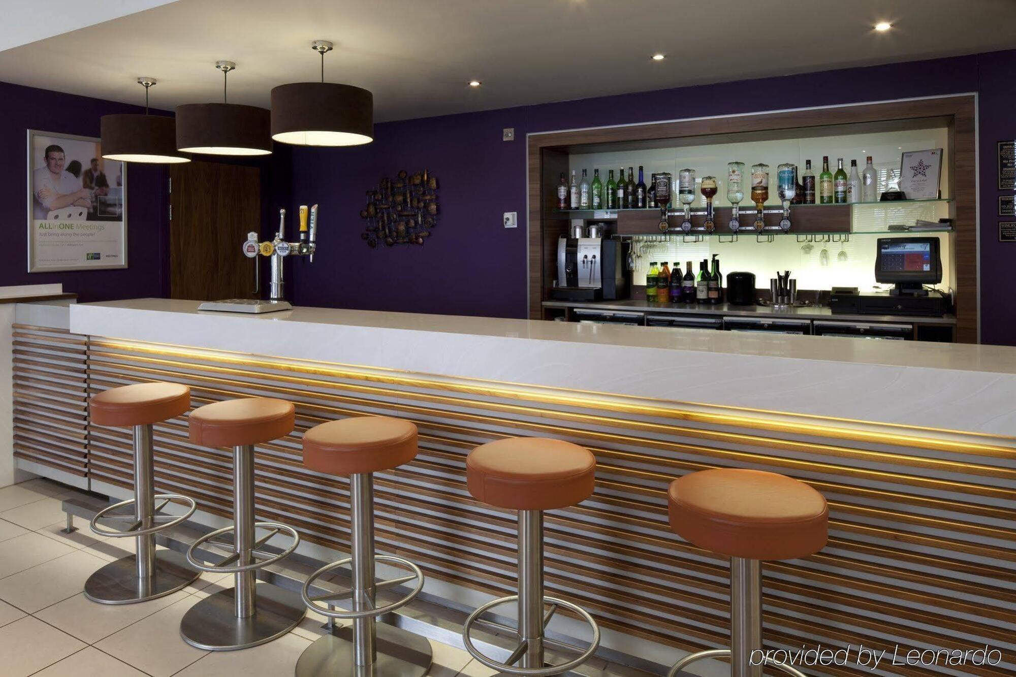 Holiday Inn Express Walsall M6, J10 By Ihg Eksteriør billede